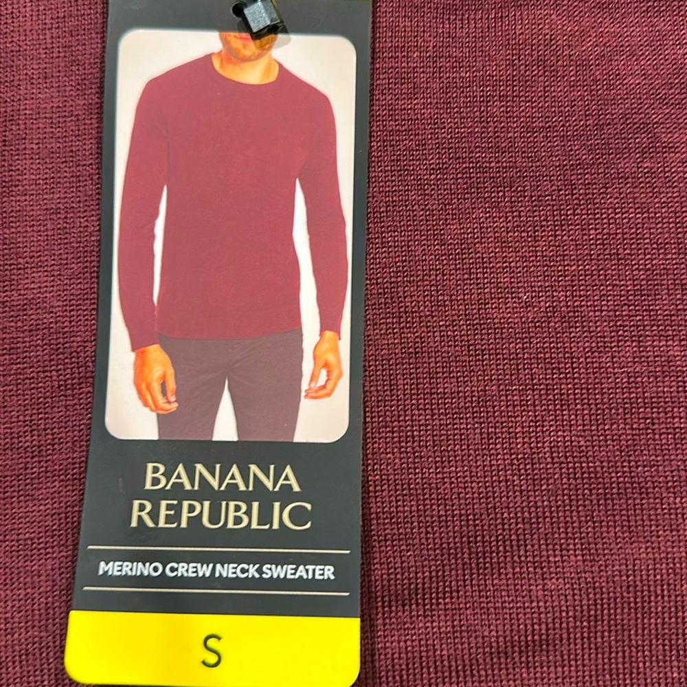 Banana Republic Merino wool Crew neck sweater. Size S